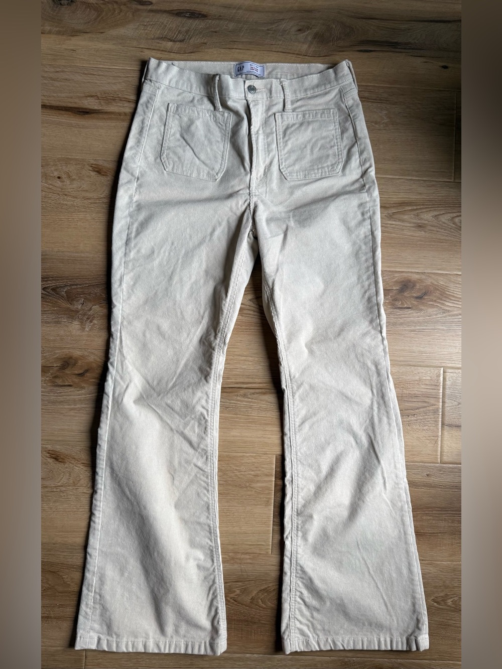 Women’s Cream High-Rise 70s Flared Corduroy